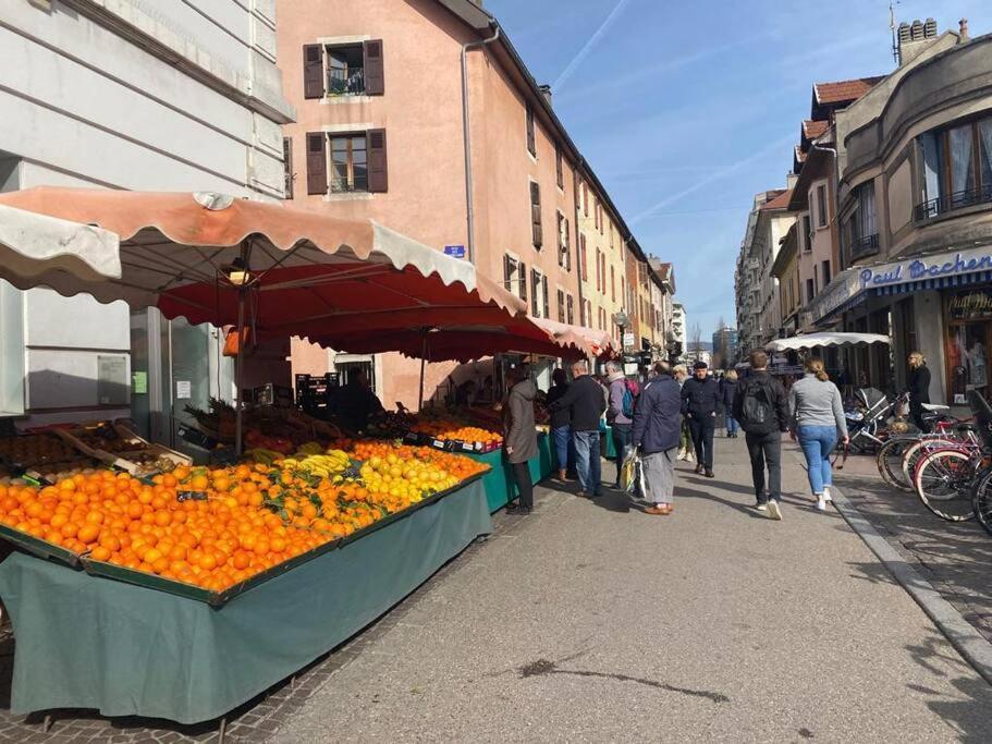 Quai Des Cordeliers, Balcon Et Vieille Ville Annecy Exterior foto