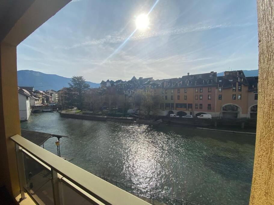 Quai Des Cordeliers, Balcon Et Vieille Ville Annecy Exterior foto